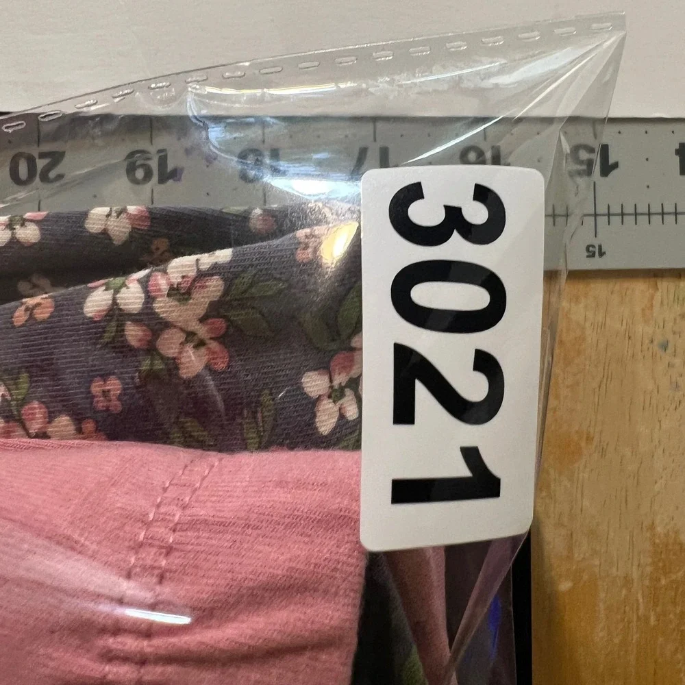 The Childrens Place 3 pack‎ Stretch Pants Girls 5/6 NIP Pink Gray Floral Black